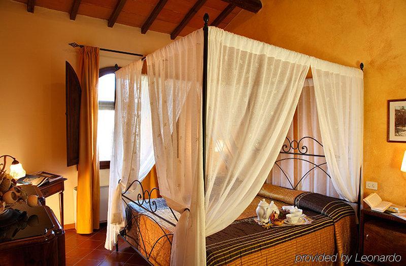 Borgo Tre Rose Hotel Valiano Quarto foto